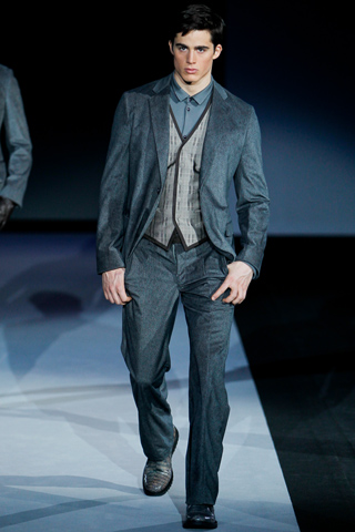 Giorgio Armani / - 2011-2012